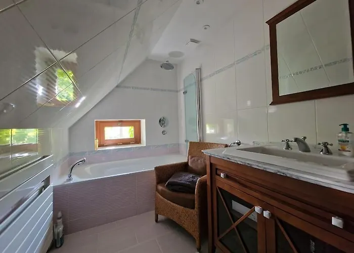 Maison De Charme Pour 4 Personnes, Calme *